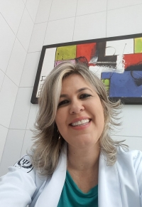 Claudia Messias Ribeiro dos Santos